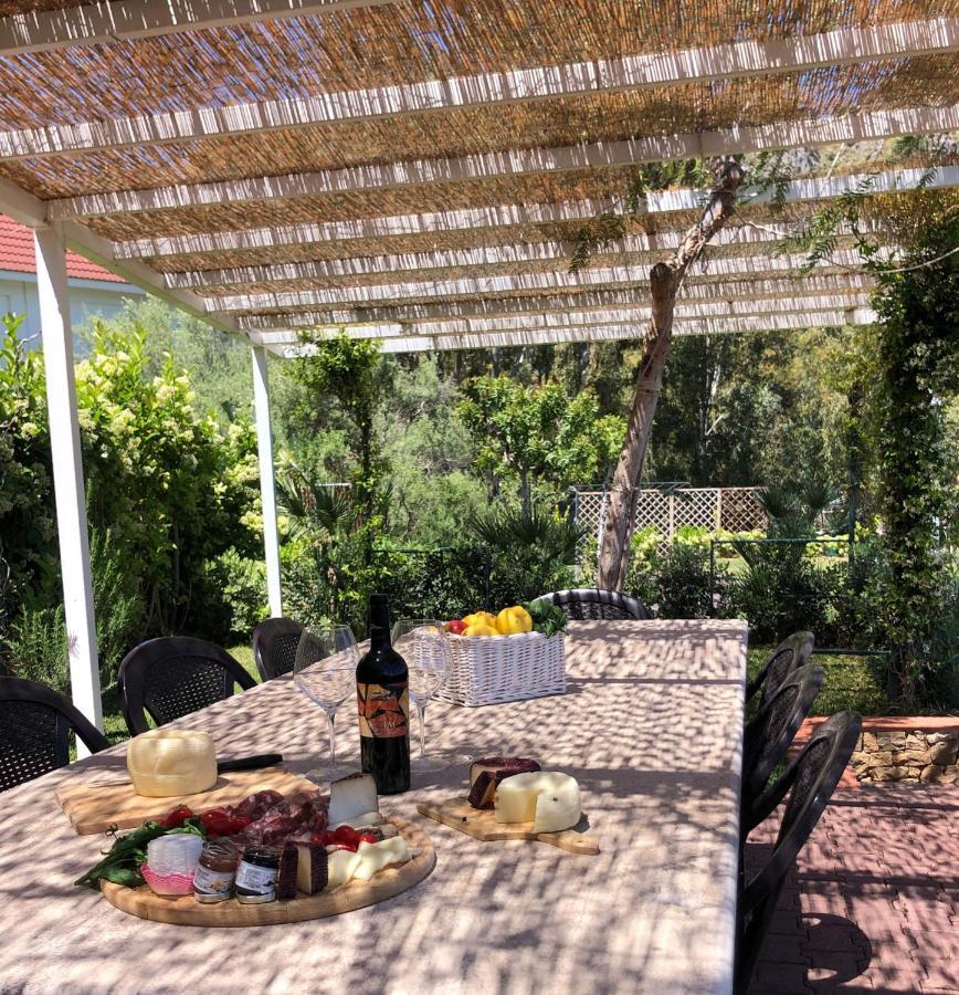 Villa Santa Barbara Cefalù Eksteriør billede