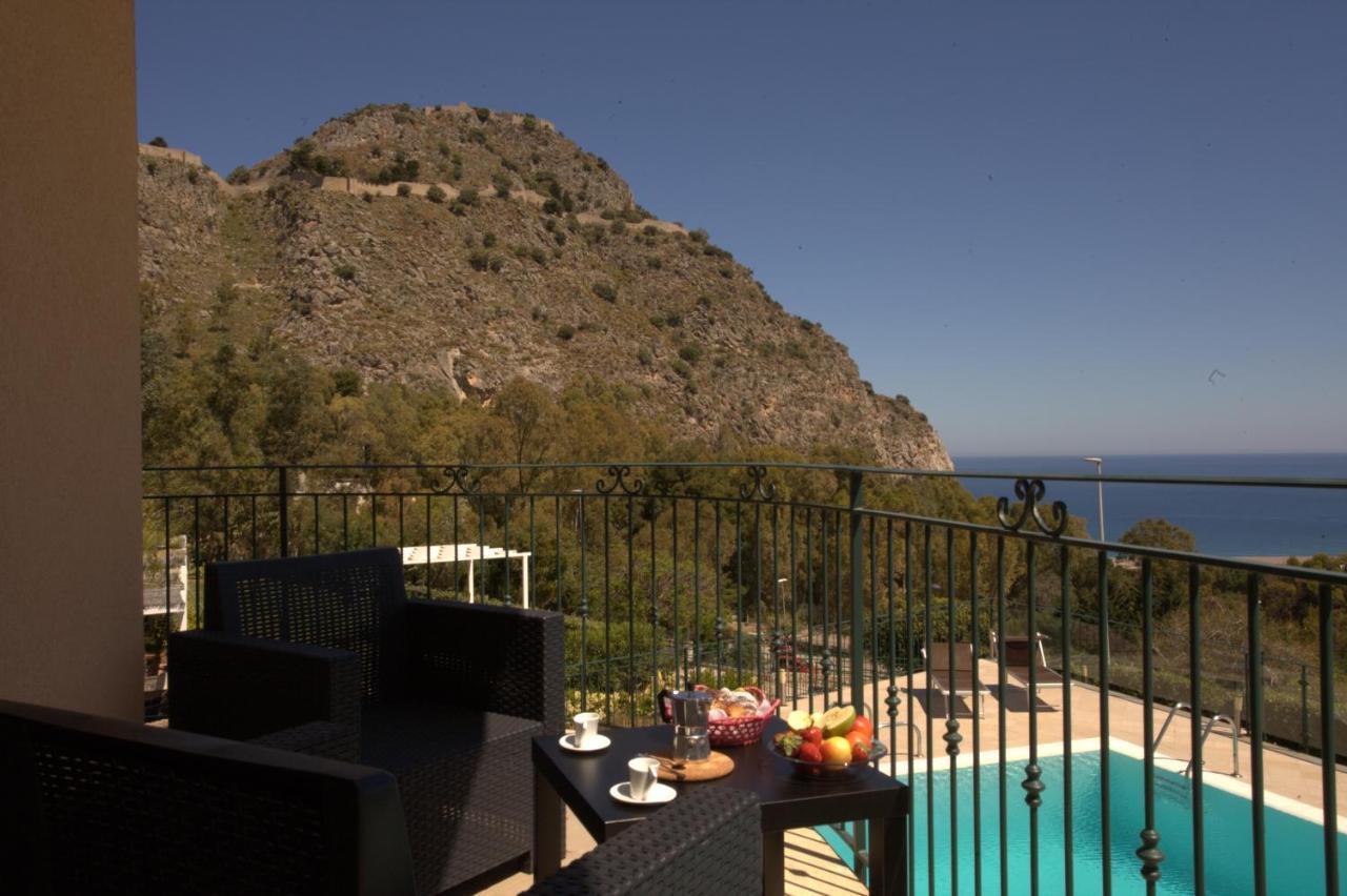 Villa Santa Barbara Cefalù Eksteriør billede