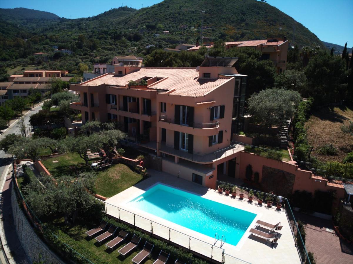 Villa Santa Barbara Cefalù Eksteriør billede